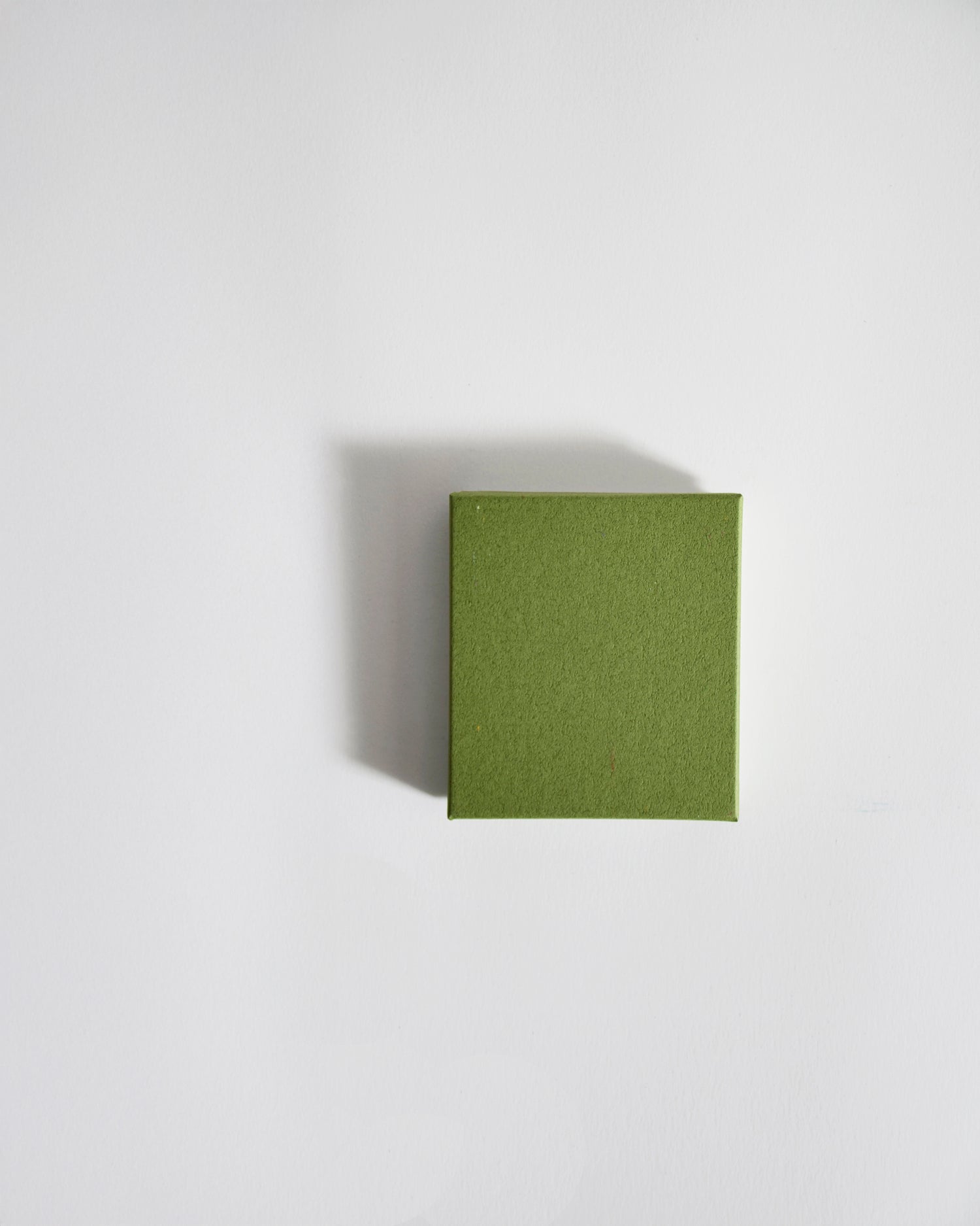 Box of Kyoto Color Pastel by Ohkan Kagaku Kogyosyo on a gray background