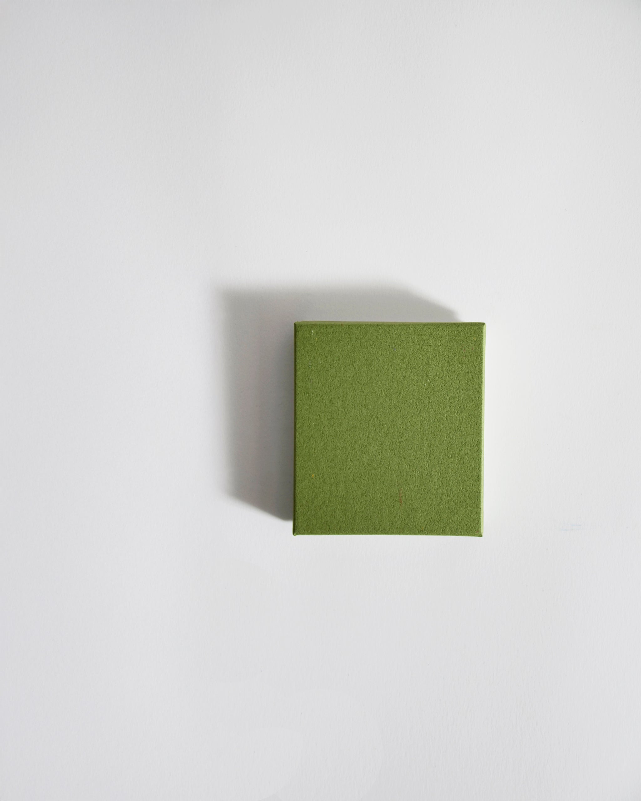 Box of Kyoto Color Pastel by Ohkan Kagaku Kogyosyo on a gray background