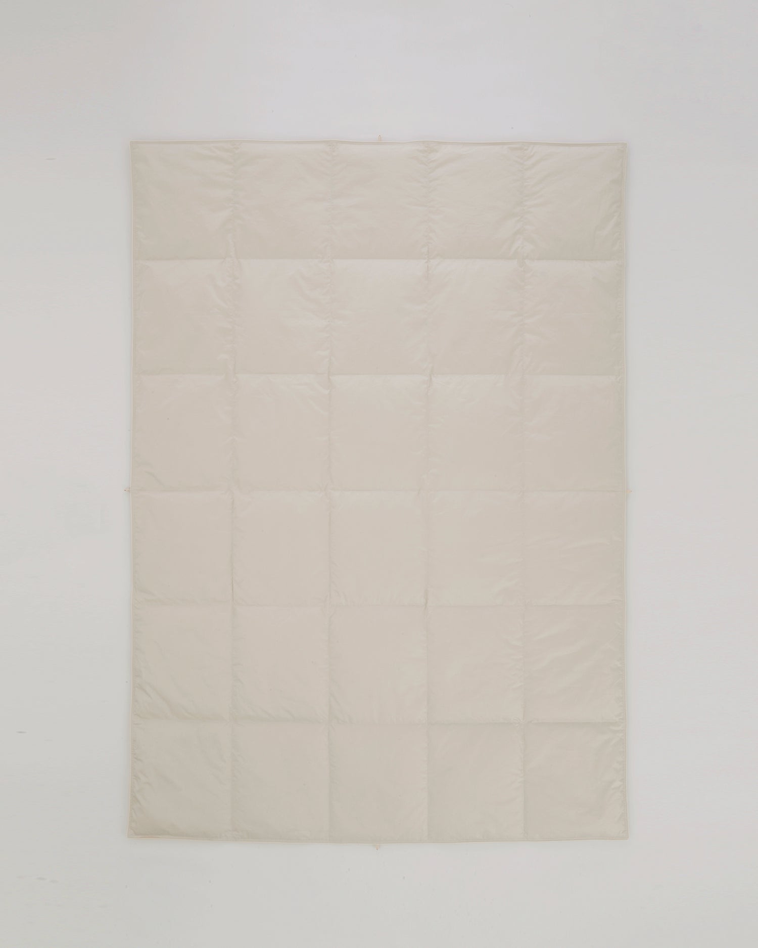 Flat view of Heavy Duvet by Iwata on a gray  background