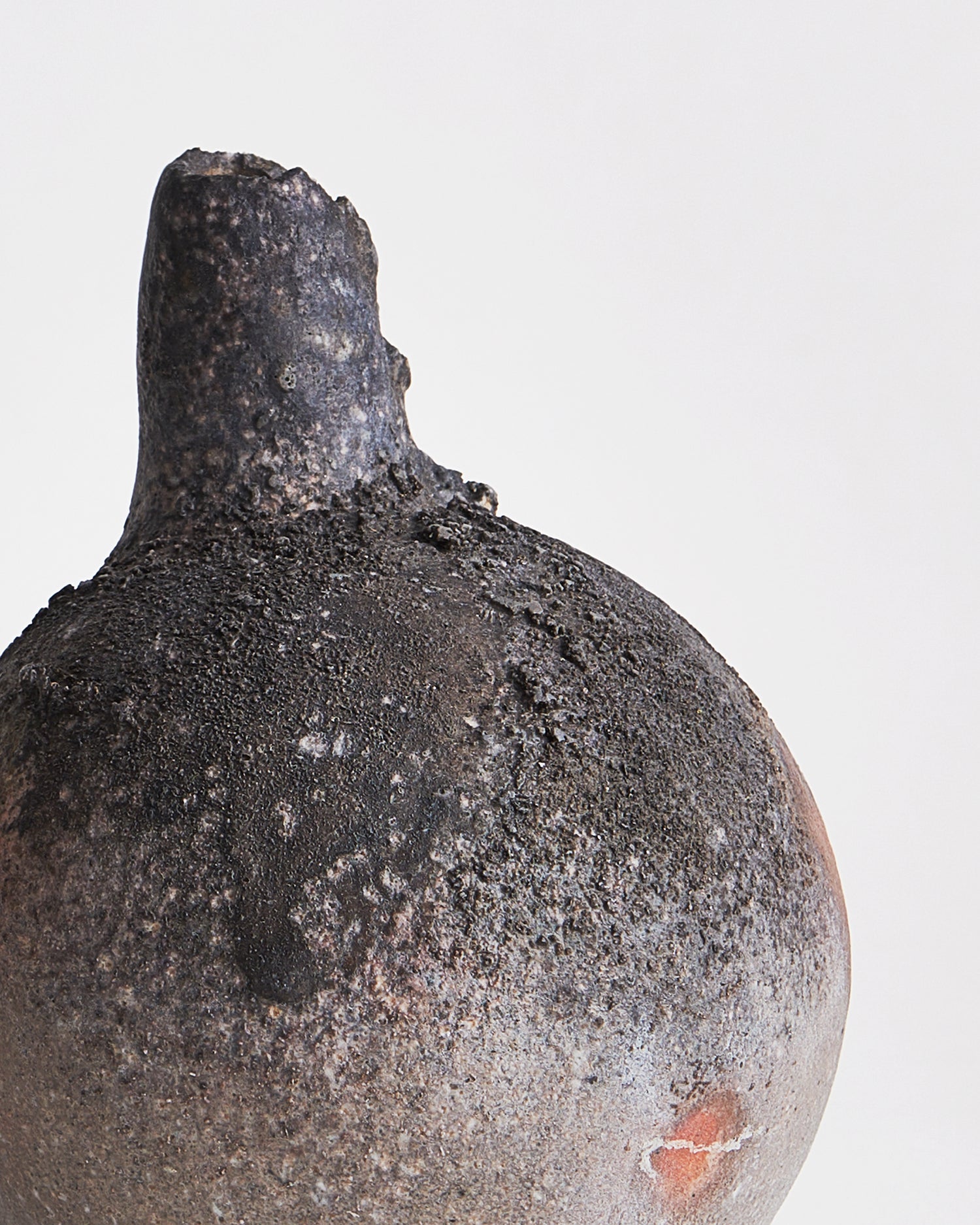 Anagama No.7 Stretched Neck Vase (OUT OF STOCK)
