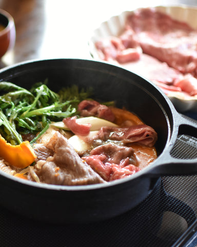 Sukiyaki Gyoza Iron Pot