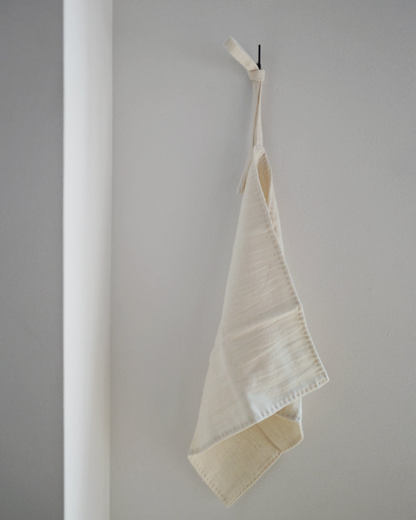 Hanging Tie Cloth