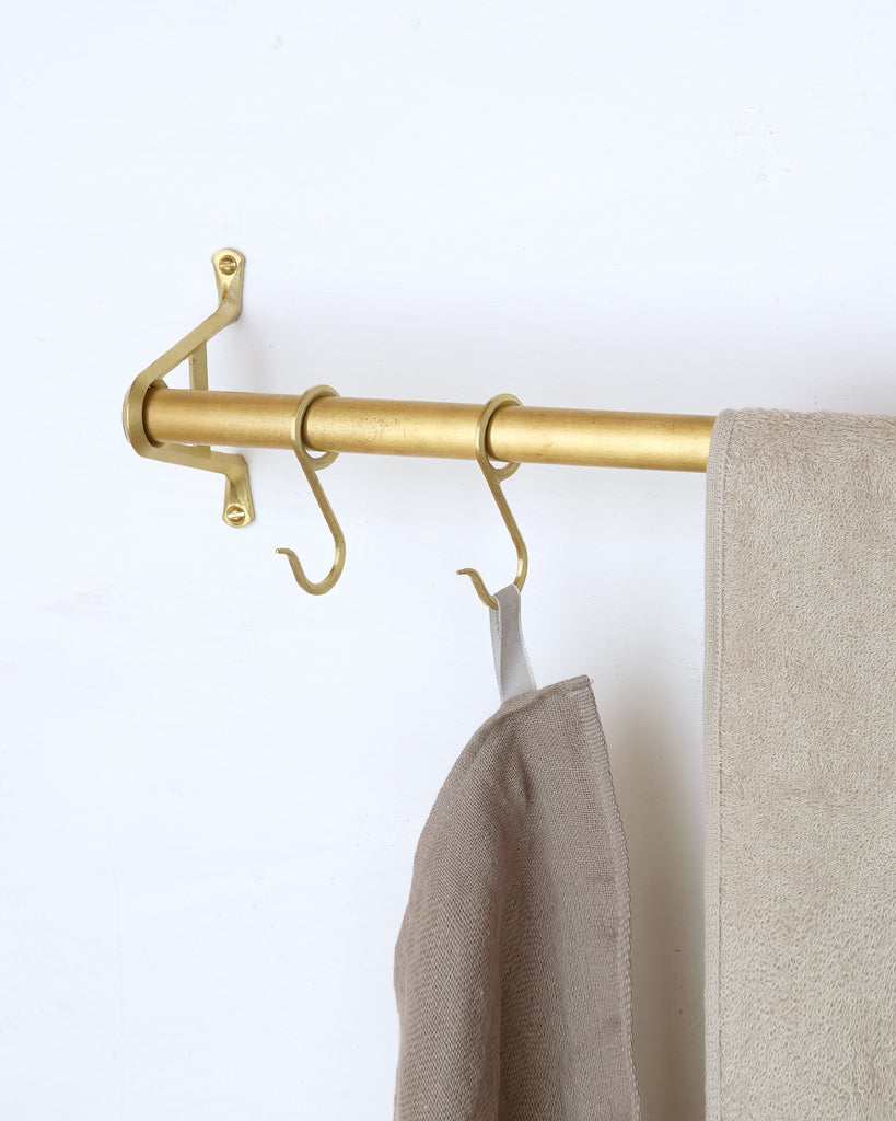 Matureware by Futagami Brass Pipe Bracket Set Small with pipe hooks